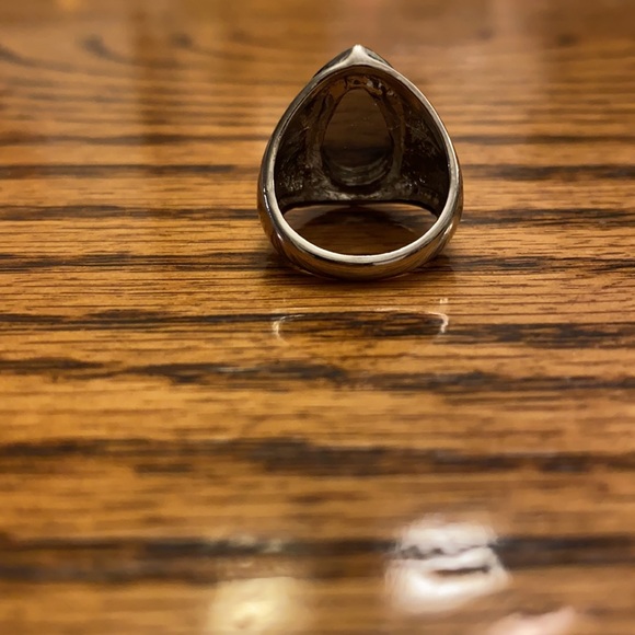 Chrome Silver Shiny Reflective Ring White Stone - Picture 3 of 3